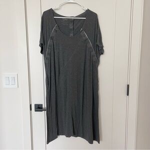 Frida Mom Delivery & Nursing Gown – Hospital Bag Essential, Postpartum Friendly